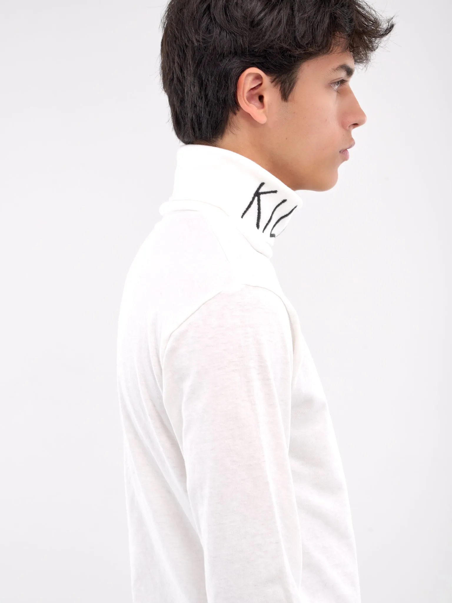 Killer Embroidered Turtleneck (K2409LC019-WHITE)