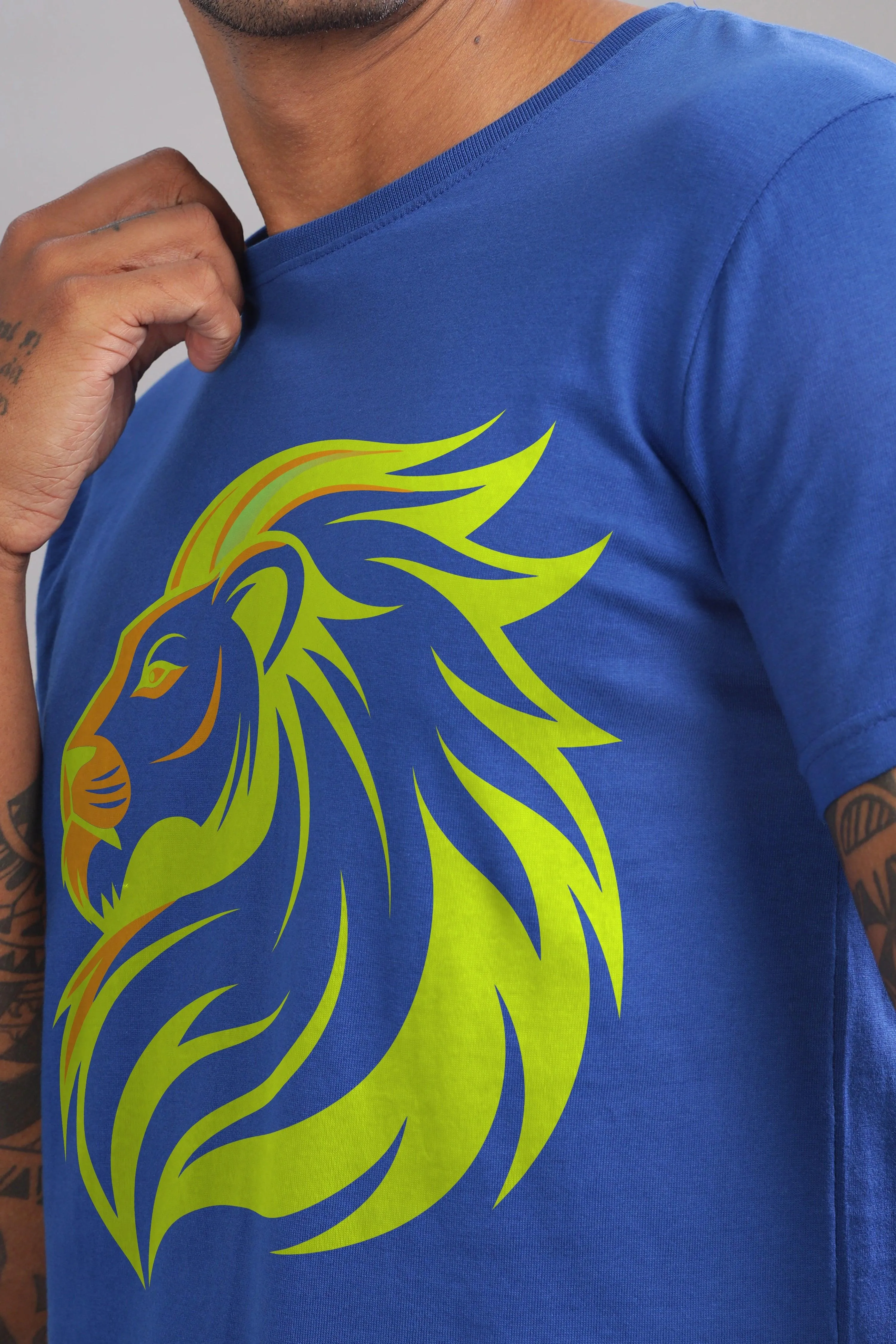 Lucky Leo Royal Blue Half Sleeve Printed Round Neck T-Shirt