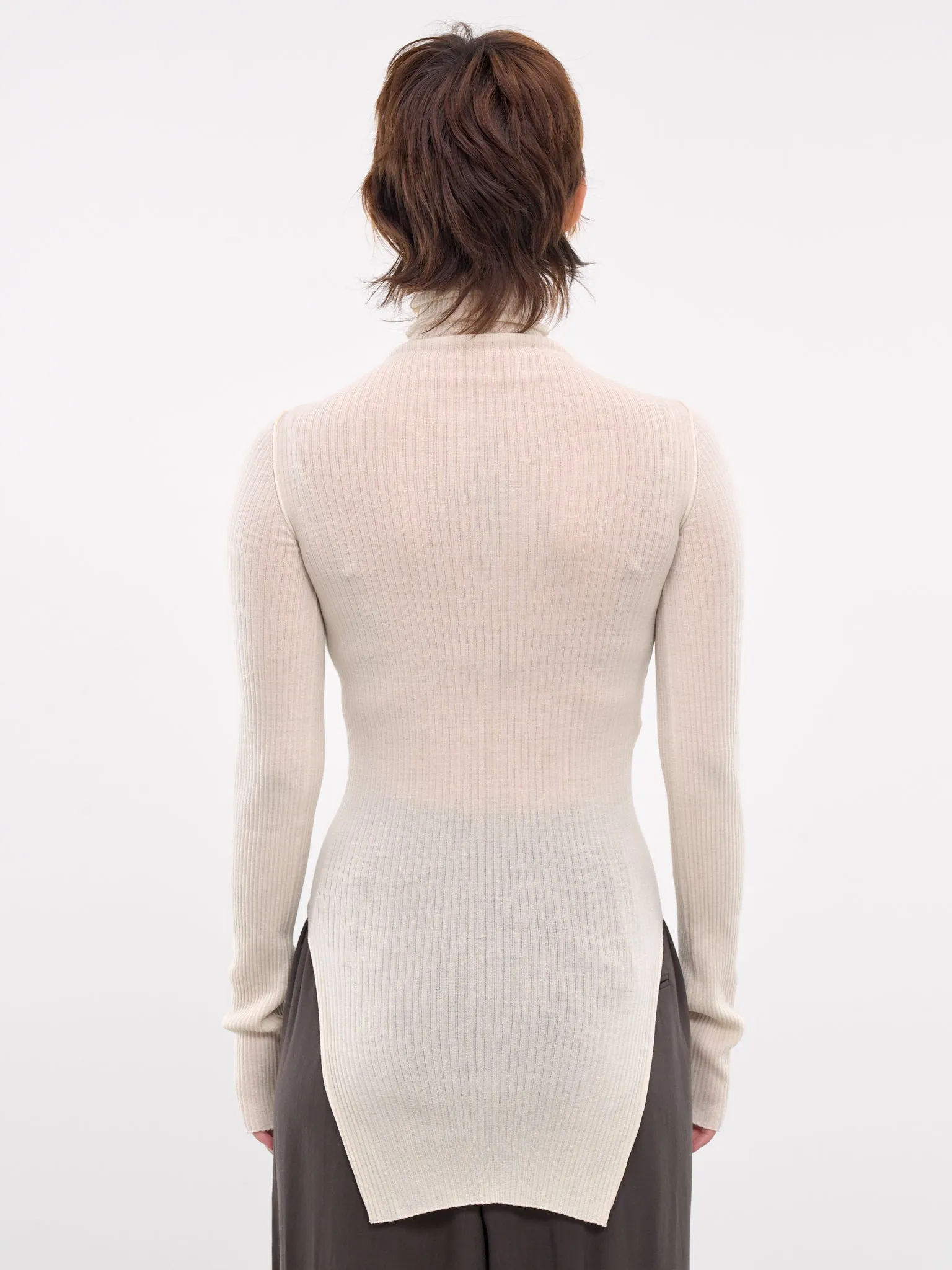 Ribbed Turtleneck (QUPZ75013A-QZ608-MEDIUM-BEIGE)