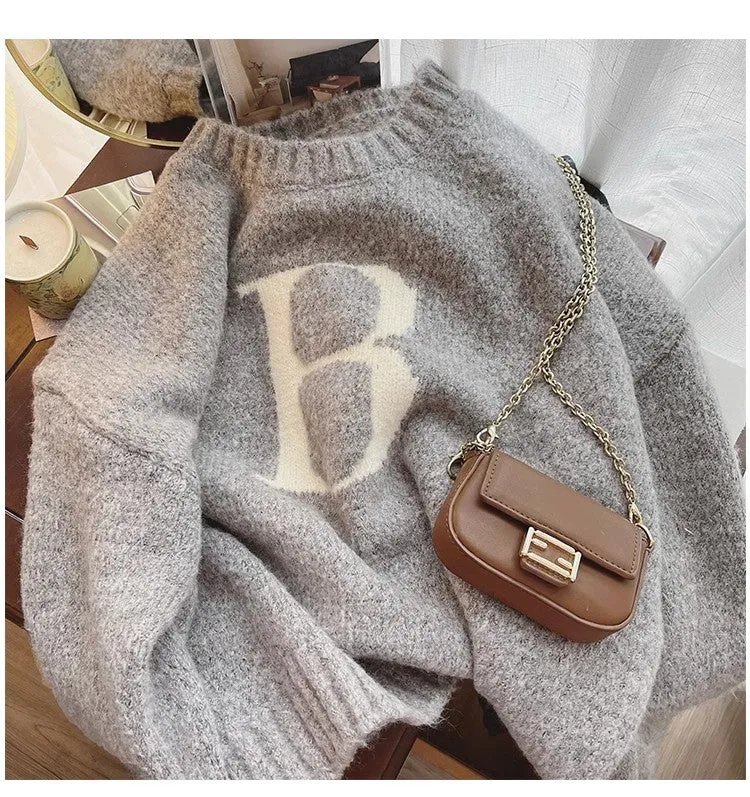 Simple embroidered round neck sweater for women       S4894